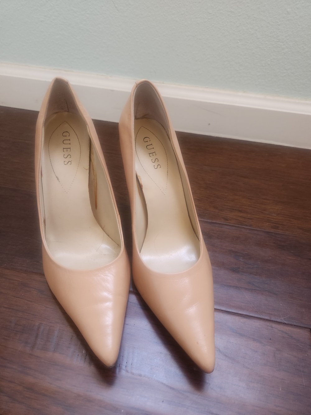 GUESS Nude Pointed Toe Leather Pumps